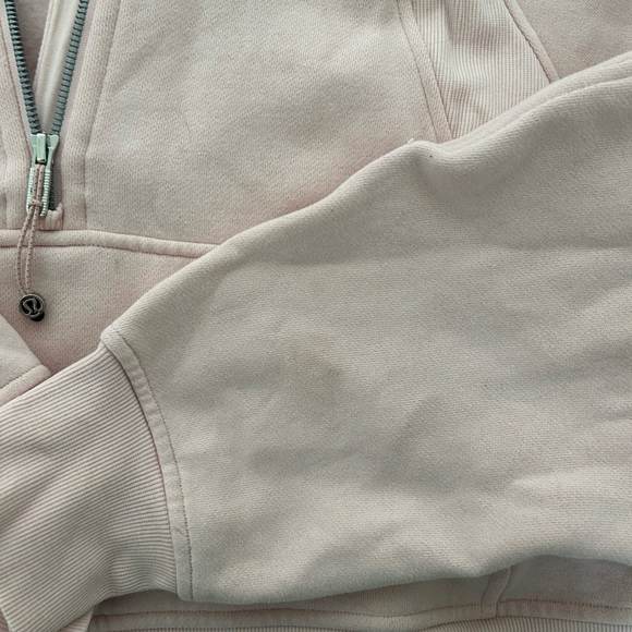 Pink Lululemon scuba half zip - Picture 4 of 5